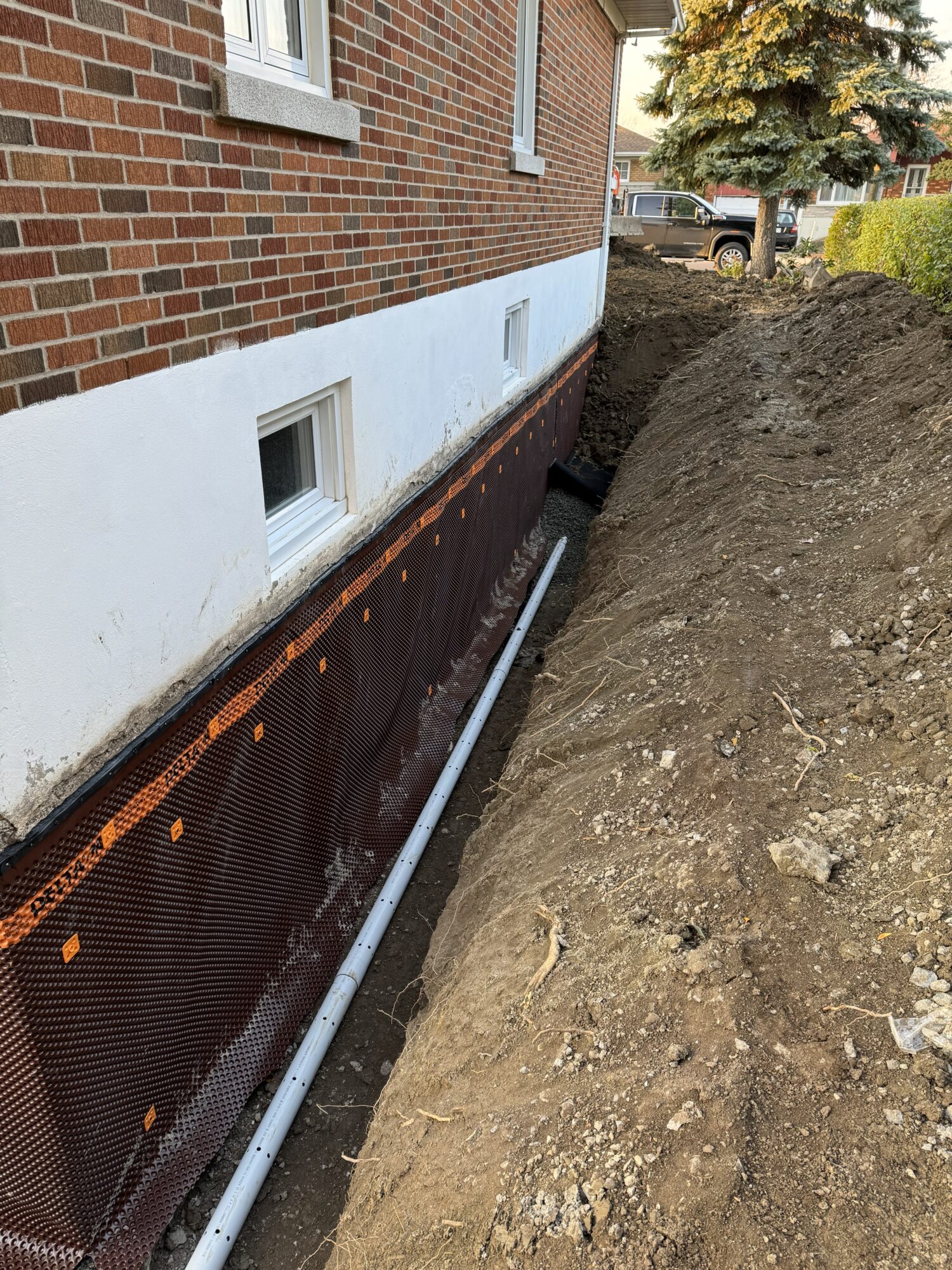 excavation-drain-francais-varennes